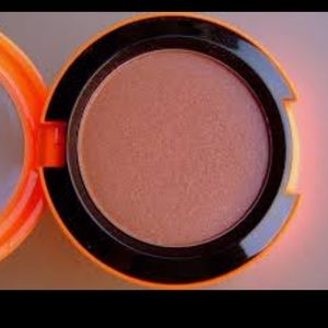 MAC Cosmetics Makeup - Mac Cosmetics Sheer Tone Blush - x-Rocks X3 MAC Cosmetics Makeup - Mac Cosmetics Sheer Tone Blush - x-Rocks X3